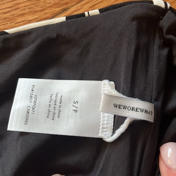 WEWOREWHAT NWOT marble one piece monokini size small - Picture 3 of 4
